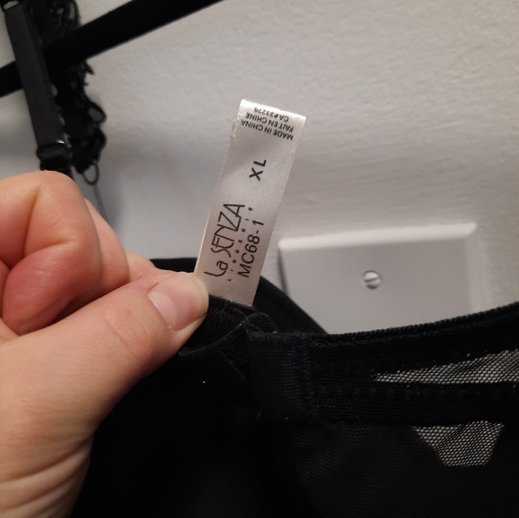 Sheer black mesh babydoll with black embroidered flowers - Picture 6 of 6